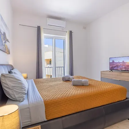 公寓 Seaside Serenity 5 - Few Mins Walk To The By Quicktrips Is-Sellum