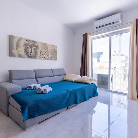 Seaside Serenity 5 - Few Mins Walk To The By Quicktrips