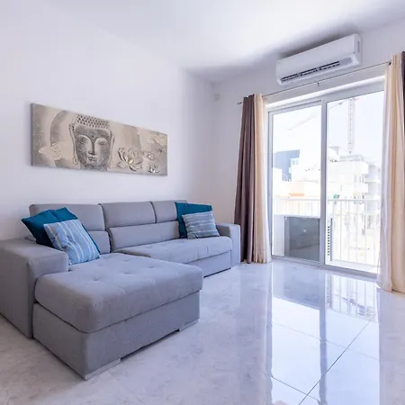 Seaside Serenity 5 - Few Mins Walk To The By Quicktrips * Is-Sellum