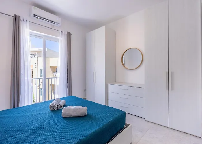 Seaside Serenity 5 - Few Mins Walk To The By Quicktrips Apartament *