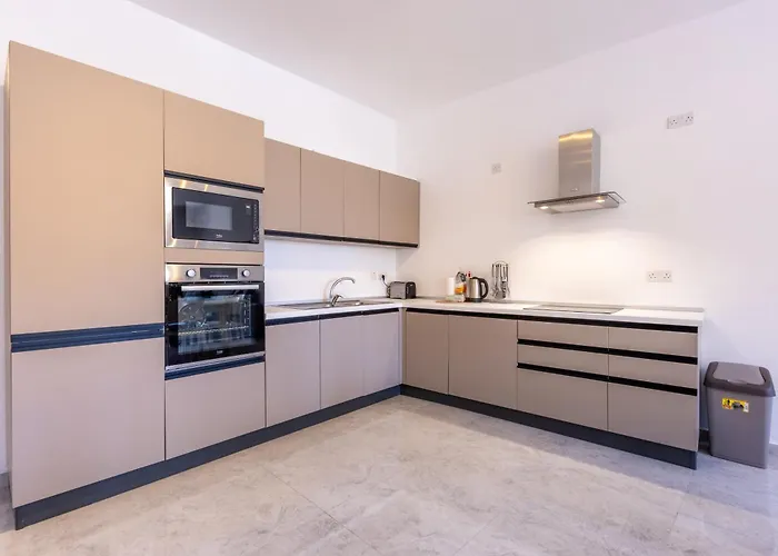 Apartament Seaside Serenity 5 - Few Mins Walk To The By Quicktrips *